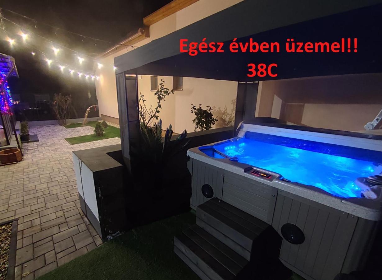 Emmabella Apartmanok Eger Kültér fotó